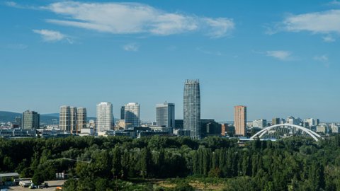 跨境电商做独立站，公司网站到底花多少钱？网页建一个真要几万？