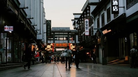 新加坡公司离岸注册实操指南：大陆人怎么在新加坡开公司？香港+新加坡双注册避坑清单