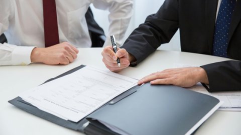 跨境仿牌独立站怎么建不踩雷？家具类独立站商场实测样板全拆解